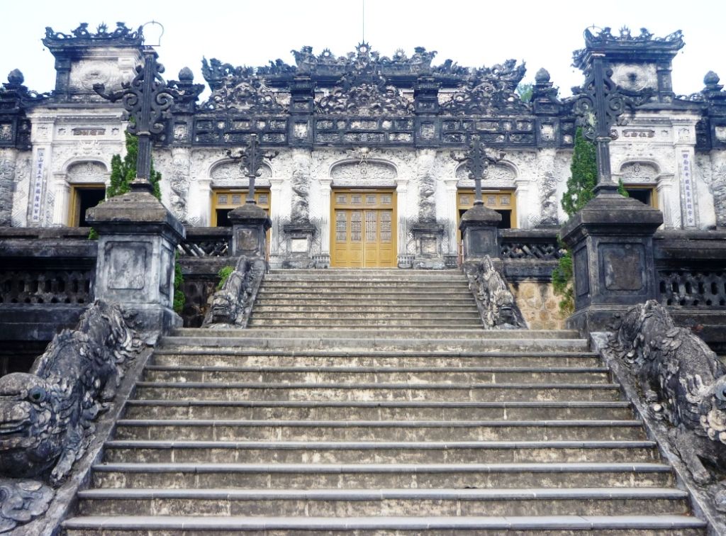 Điện Khải Thành, Lăng Khải Định