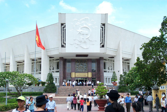 bao-tang-ho-chi-minh