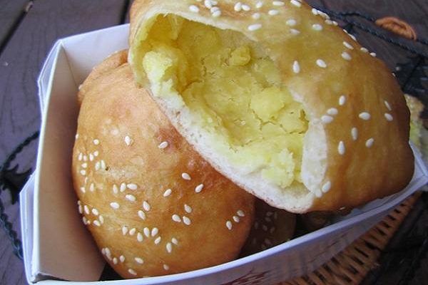 Bánh tiêu Vũng Tàu - món ăn bạn nên thử ít nhất một lần