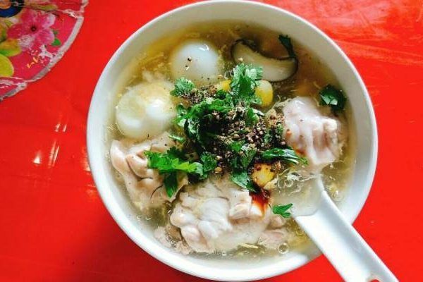 Những món ăn vặt rẻ ở Sài Gòn
