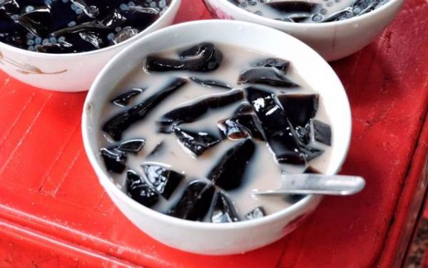 Những món ăn vặt rẻ ở Sài Gòn