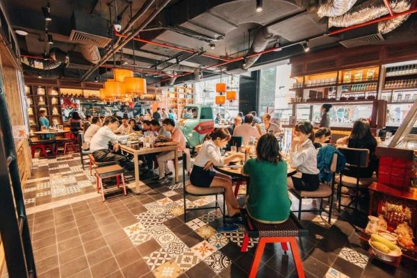 Bên trong khu ẩm thực của toà nhà Landmark 81