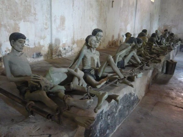 Nhà tù Côn Đảo