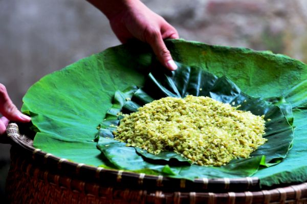 Cốm Làng Vòng - Đặc sản thu Hà Nội