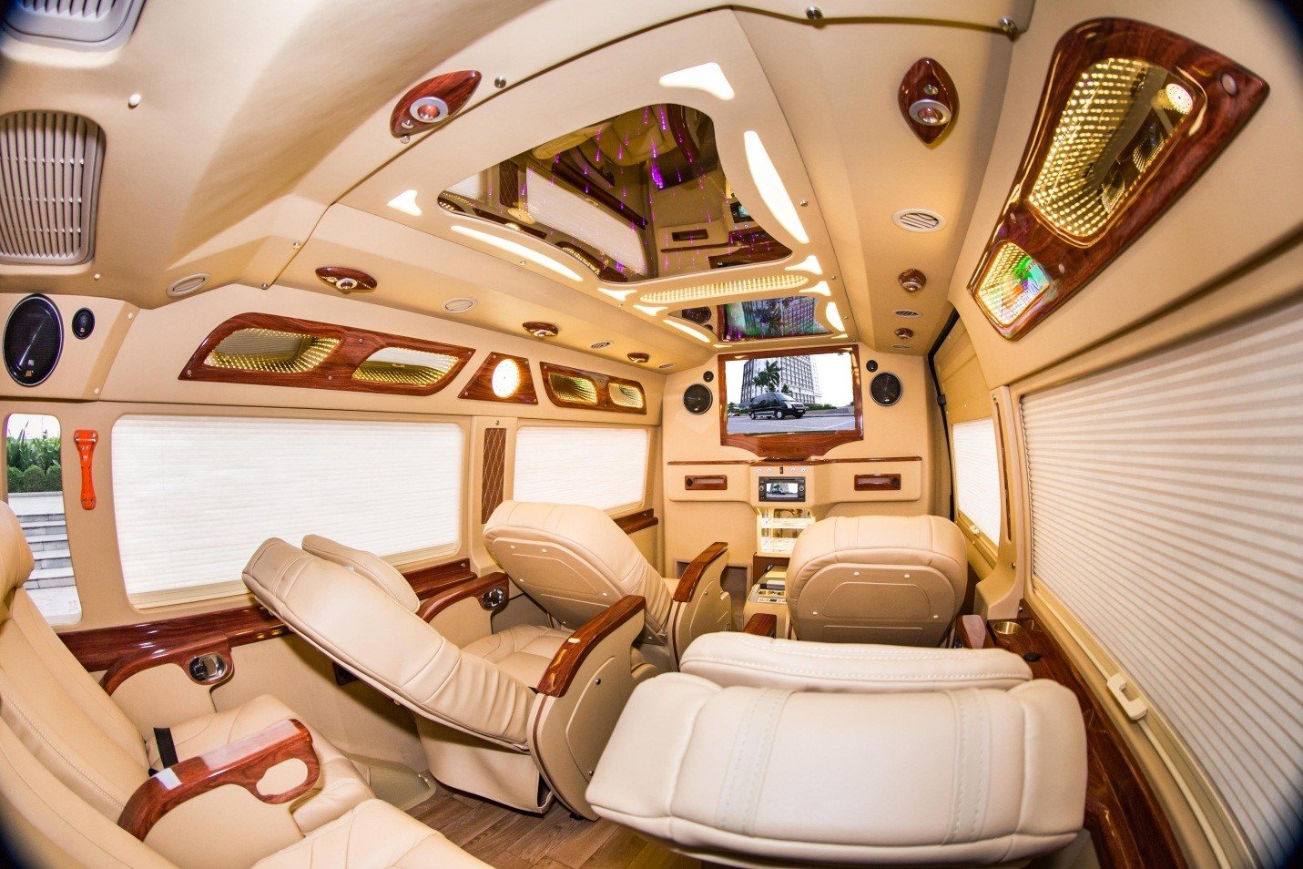Xe khách Limousine Hà Nội đi Thanh Hoá