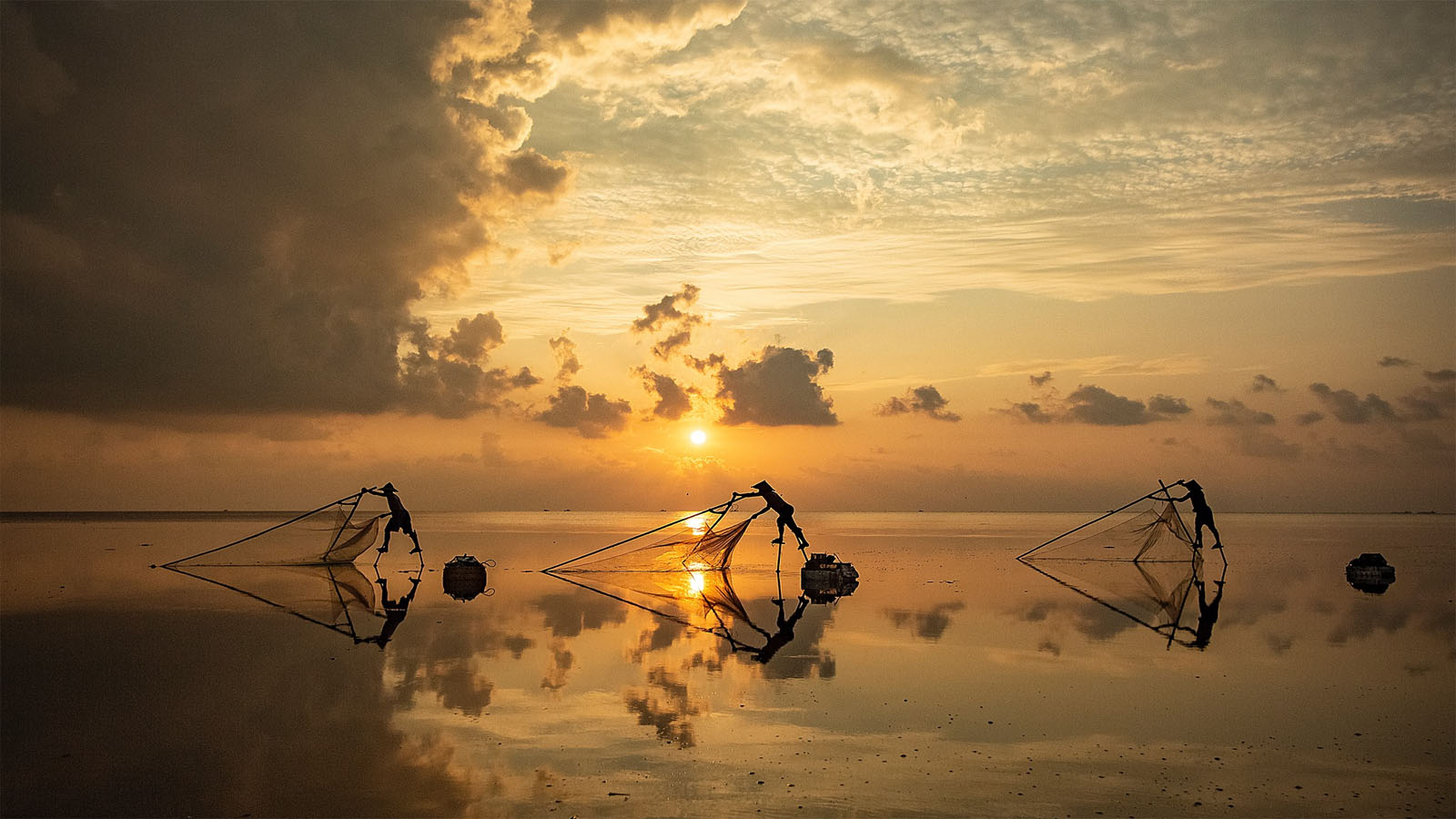 Hoàng hôn trên biển Đồng Châu