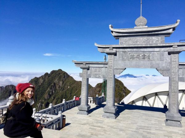Check-in Cổng Trời trên đỉnh Fansipan