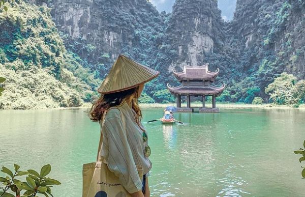 Check-in "cháy máy" với vô vàn cảnh đẹp ở Tràng An