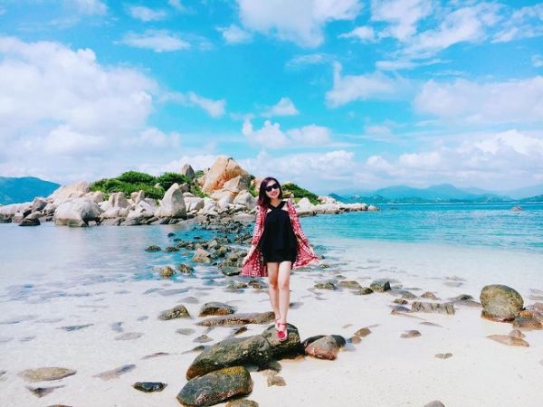 Tắm biển Mũi Né 