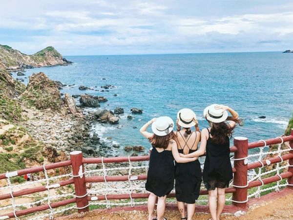 Check-in tại Eo Gió