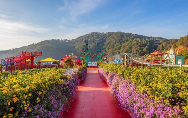 Vé máy bay Phú Quốc Đà Lạt tham quan thành phố ngàn hoa
