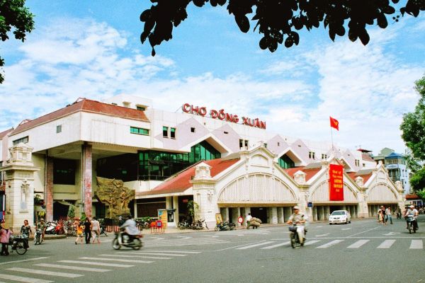 Du lịch Hà Nội tháng 2