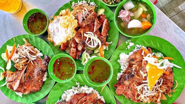 Cơm tấm Ba Ghiền - ăn là "ghiền"