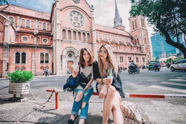 Nhà Thờ Đức Bà - Một trong 4 Vương cung Thánh đường ở Việt Nam