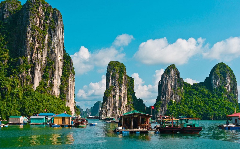 Hà Nội cách Quảng Ninh bao nhiêu km?