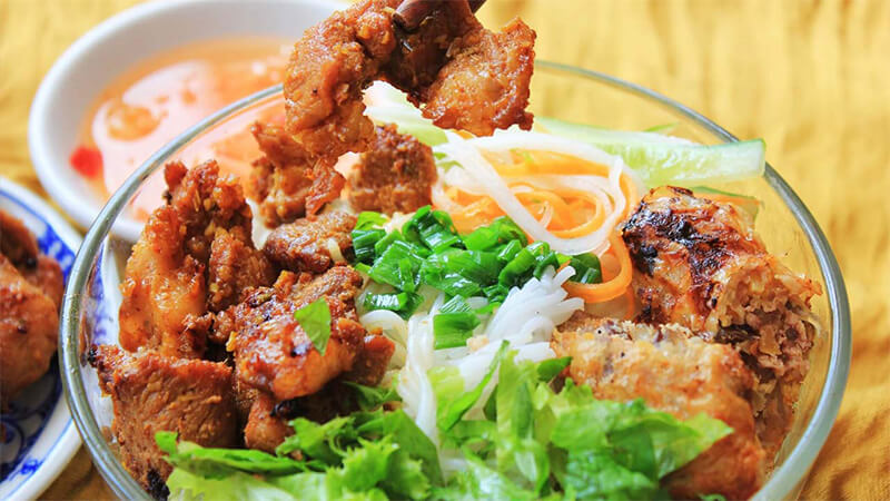 Những món ăn ngon ở Huế