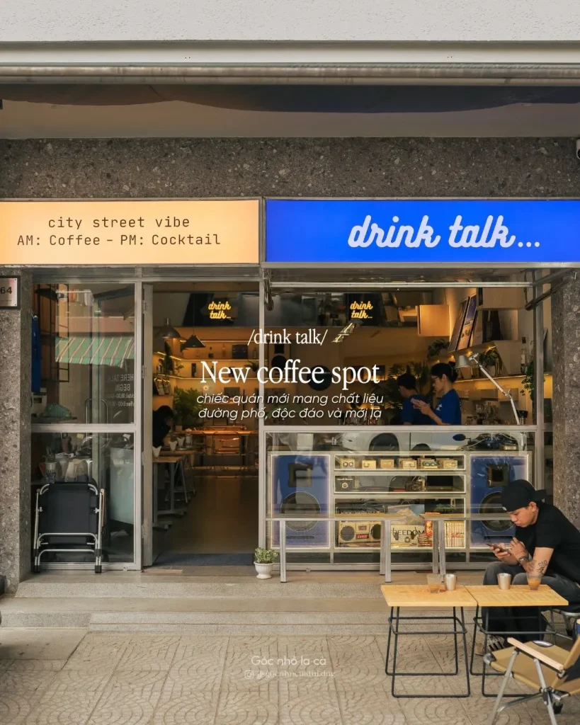 Không gian quán Drink Talk Đà Nẵng vào ban ngày với phong cách tối giản, yên tĩnh, phù hợp để thưởng thức cà phê và làm việc tại quận Hải Châu