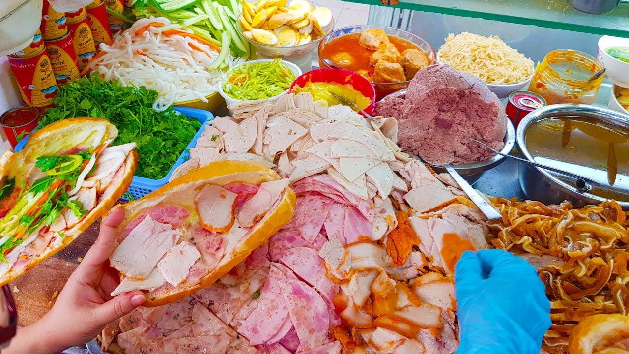 Bánh mì Sài Gòn và những biến tấu lạ