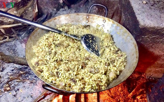 Tẩu khía - Món ăn quen thuộc của đồng bào dân tộc Mông