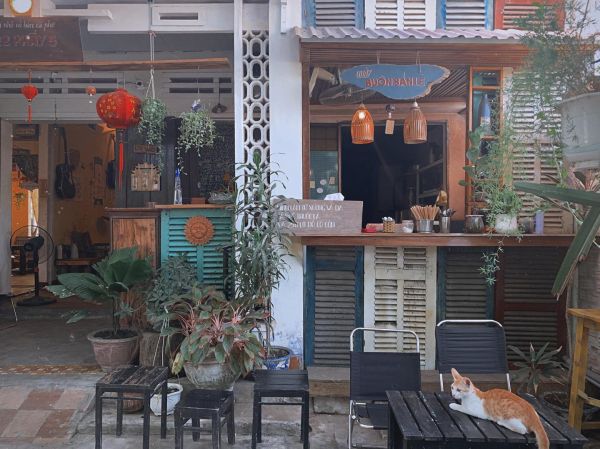 Không gian hoài cổ tại 22 phẩy 5 Coffee