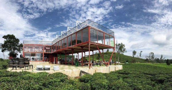 Tiệm cà phê săn mây giữa đại ngàn