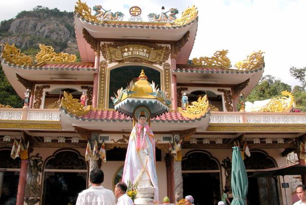 Miếu bà Phi Yến (An Sơn Miếu)