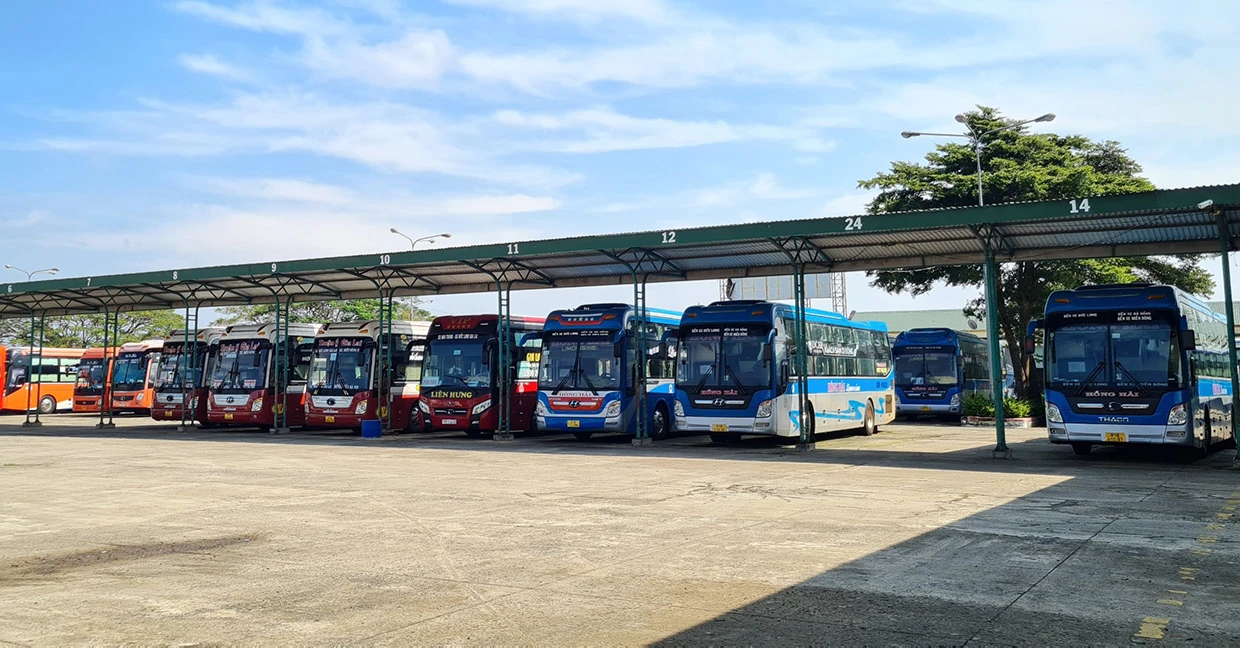 Di chuyển bằng xe khách từ Hà Nội đến Vĩnh Phúc
