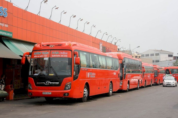 Nhà xe Phương Trang