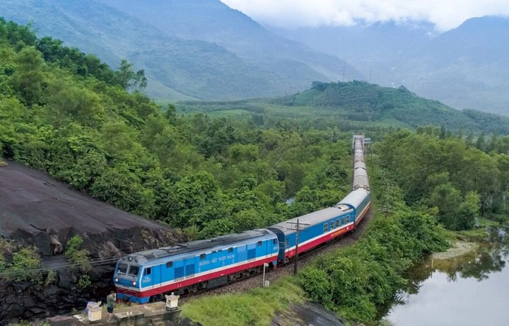 Di chuyển đến Yên Bái bằng tàu hoả